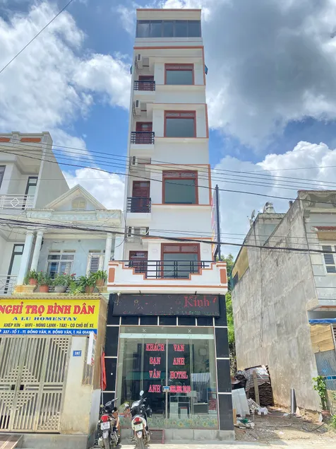 Van Anh Hotel - Restaurant - Image 1