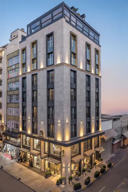 Lunet Old City Hotel - Image 1