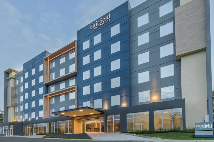 Fairfield by Marriott San Jose Airport Alajuela - Image 1