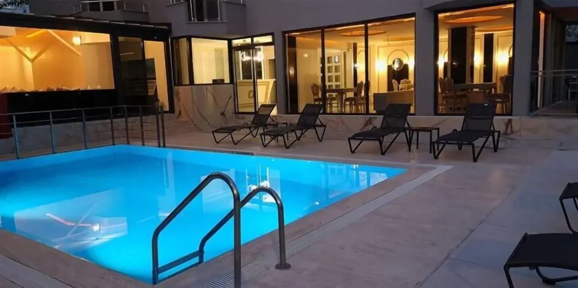 Q Business Hotels - Image 1