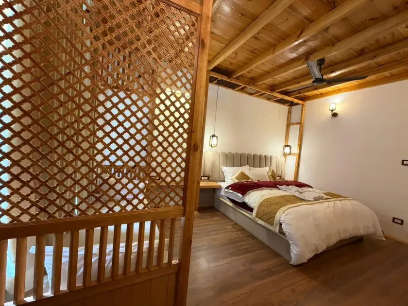 The Gurdi Retreat - Rum