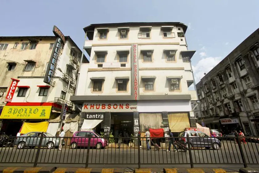 Hotel Broadway Colaba - Image 1