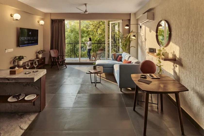 Minimalist Poshtel and Suites - Hostel - Image 1