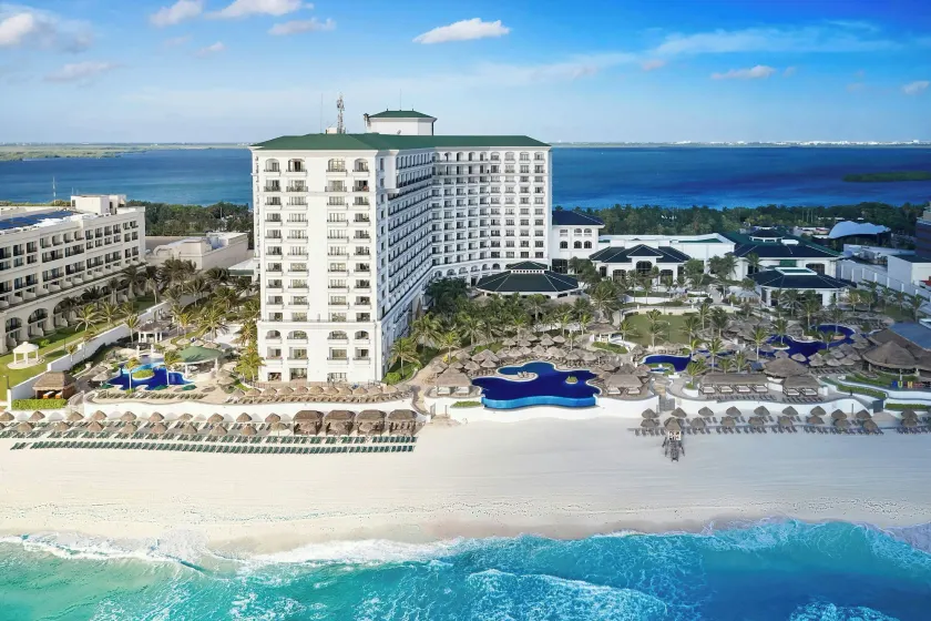 JW Marriott Cancun Resort & Spa - Image 1