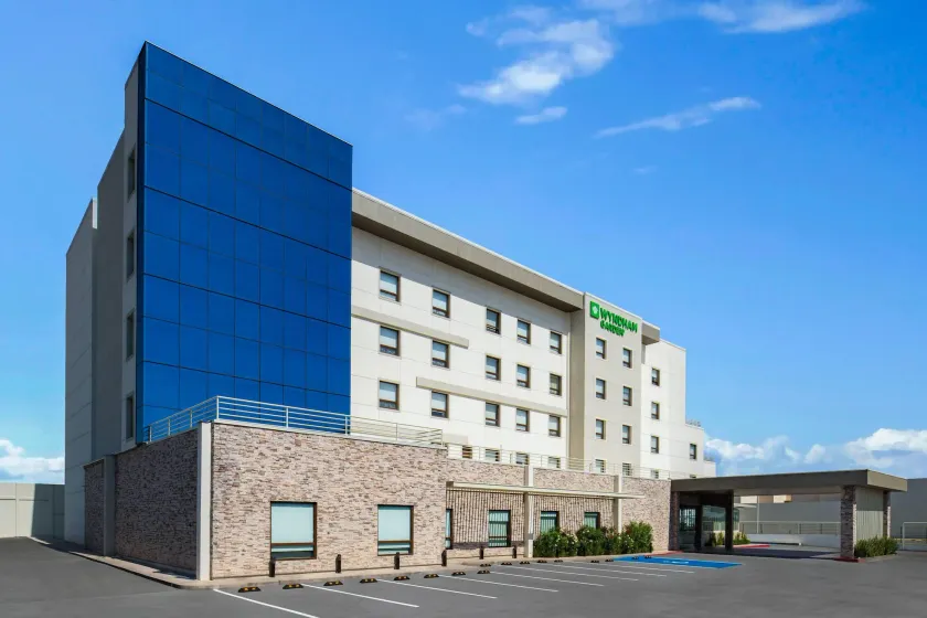 Wyndham Garden Saltillo - Image 1
