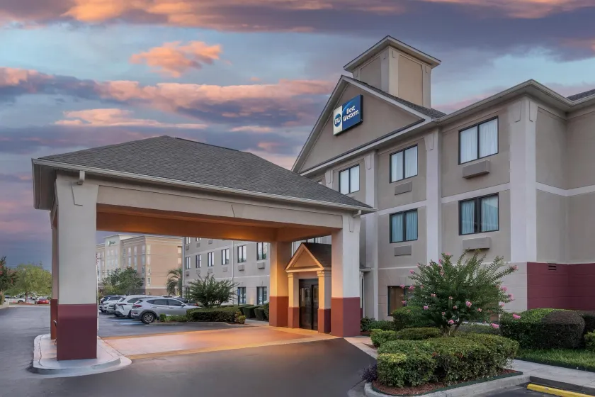 Best Western Augusta West - Image 1