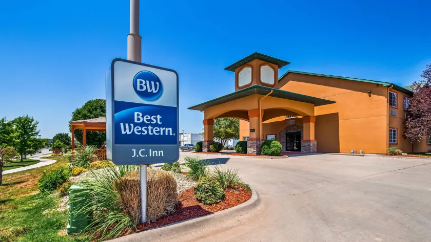 Best Western J. C. Inn - Image 1