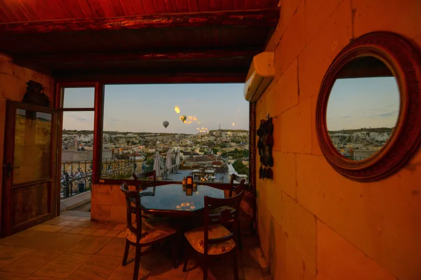 Vineyard Cave Hotel - Image 1