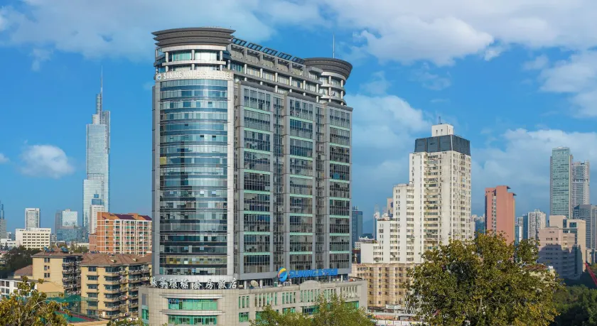 Suning Universal Hotel ALL-SUITES - Image 1