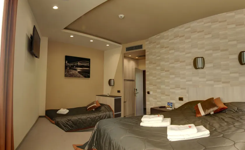 Garni Hotel Vigor - EV station - Image 1