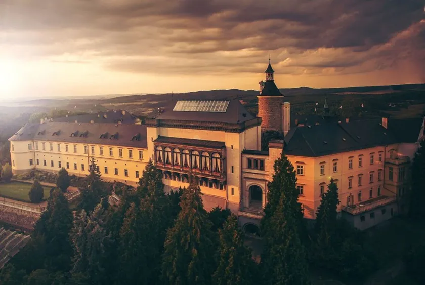 Chateau Zbiroh - Image 1