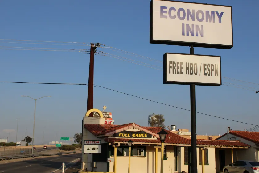 Economy Inn - Image 1