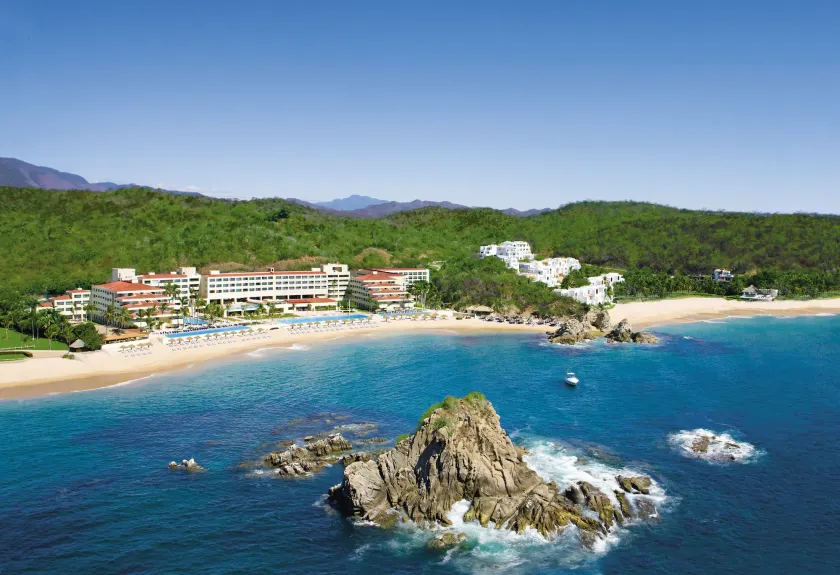 Dreams Huatulco Resort & Spa - Image 1