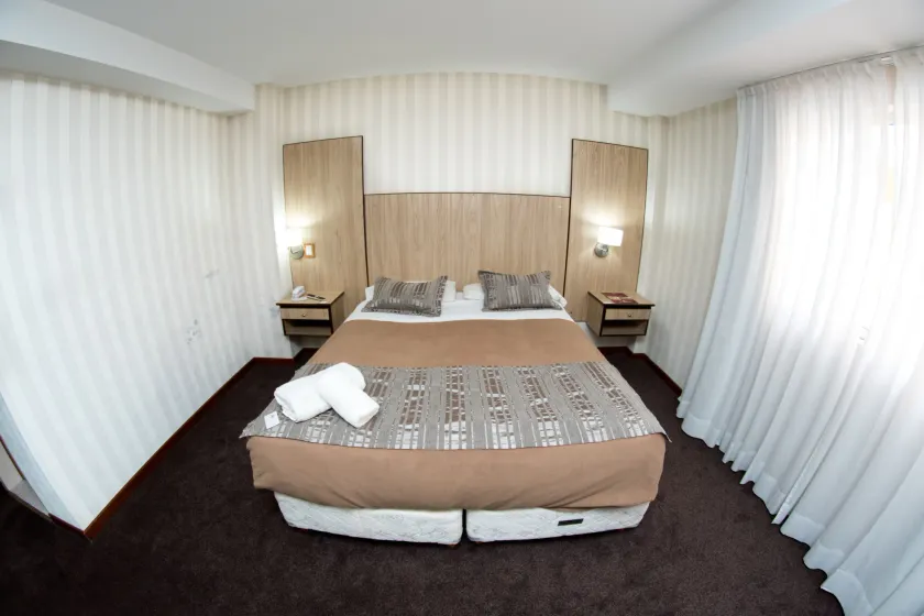 Hotel El Cortijo - Image 1