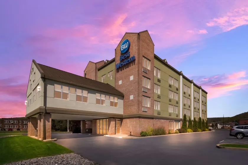 Best Western Lock Haven - Image 1