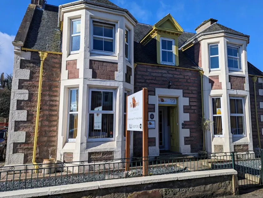 The Coo's Guest House - Image 1