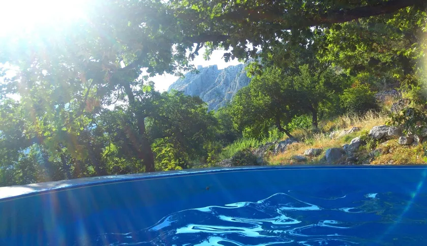 Holiday House With Pool - Image 1