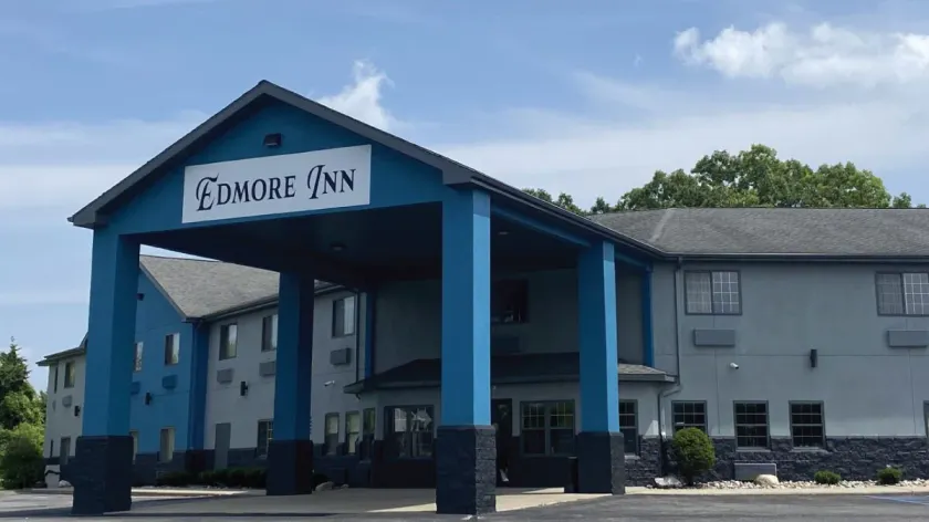 Edmore Inn - Image 1