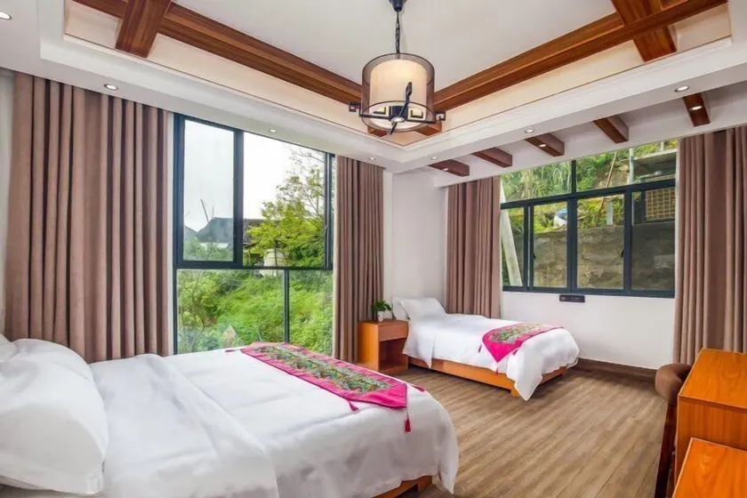 Floral Hotel Longsheng No.1 Cloud - Image 1