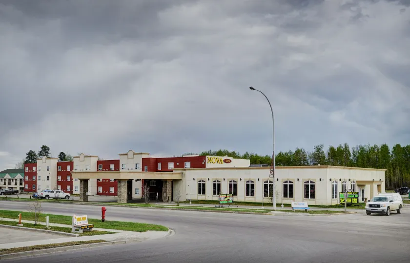Nova Inn Edson - Image 1