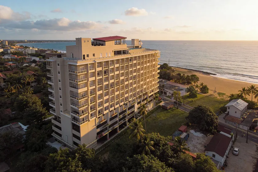 Ocean Breeze Sea View Luxury Apartments - Image 1