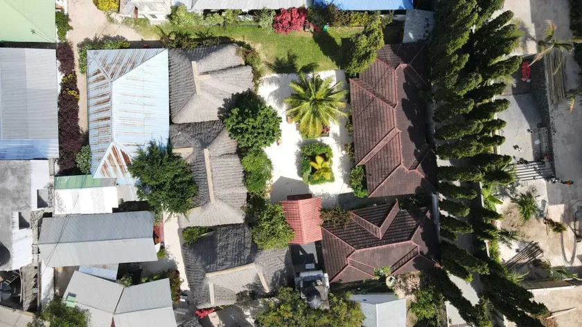 Ellavita Cottages - Image 1