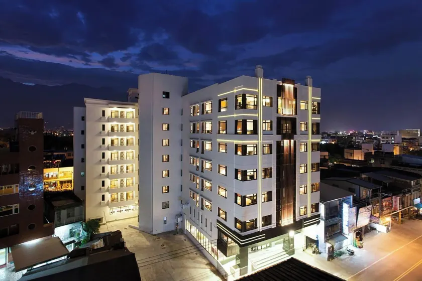 CHECK inn SELECT Hualien LinSen - Image 1