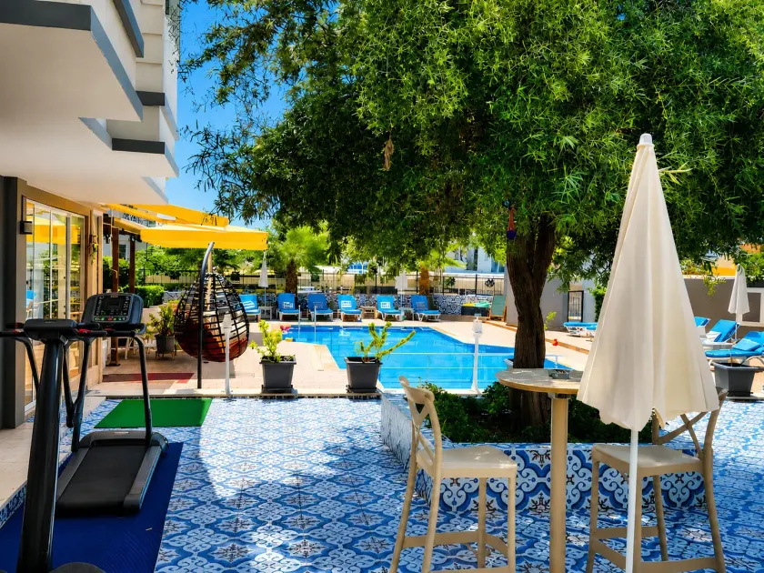 Esperanza Hotel - Image 1