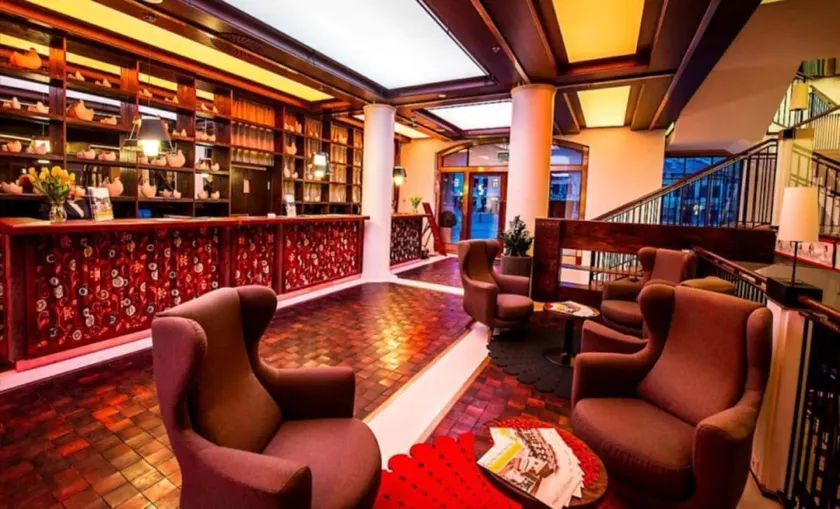 Hotel Bristol Tradition and Luxury - Image 1