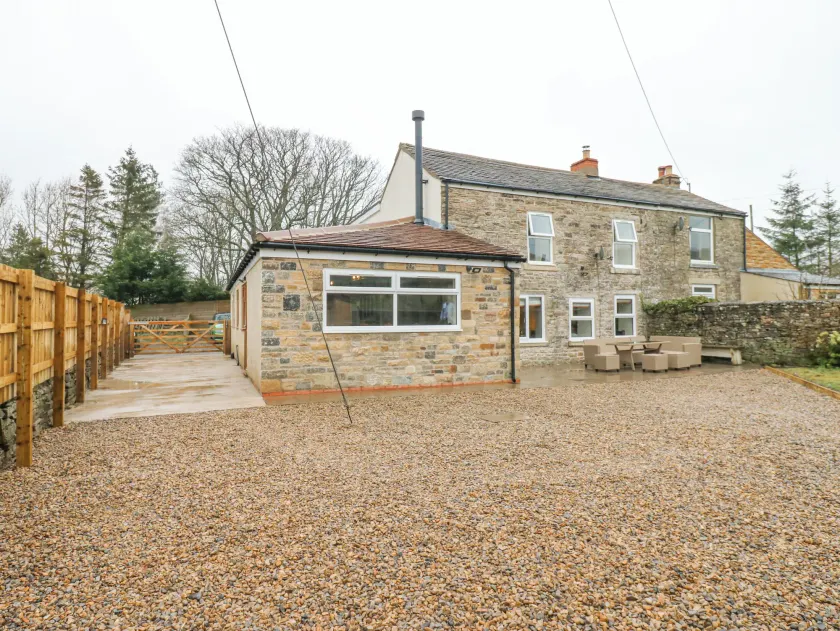 Parkers House - Image 1