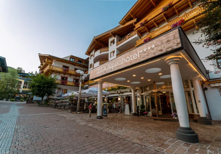 JUFA Alpenhotel Saalbach - Image 1