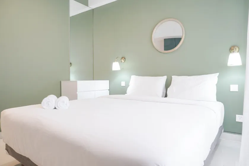 Cozy Stay And Spacious Studio At West Vista Apartment - Image 1
