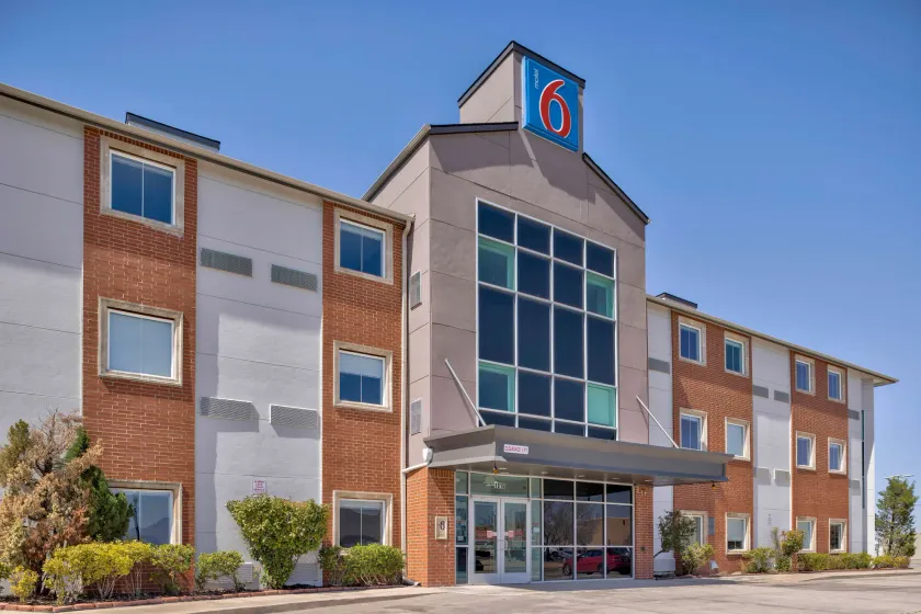 Motel 6-Norman, OK - Image 1