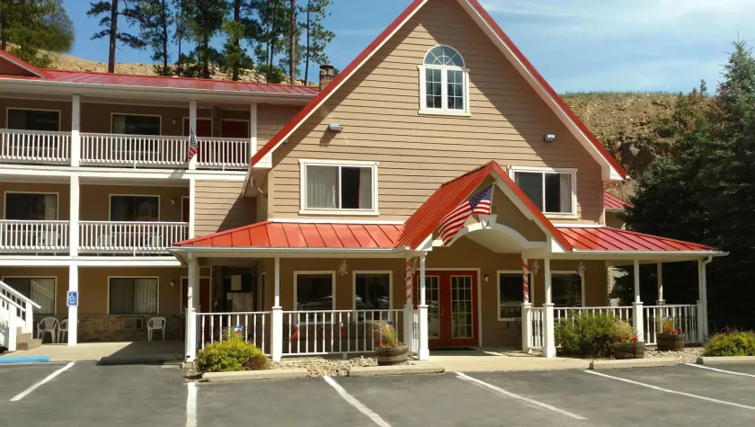 Keystone Boardwalk Inn and Suites - Image 1
