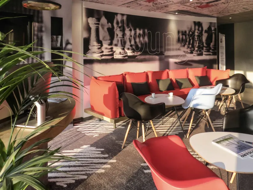 ibis Soissons - Image 1
