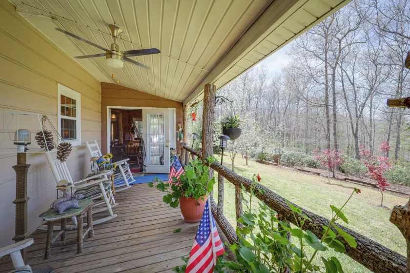 North Carolina Getaway w/ Patio! 26 Mi to Slopes - Image 1