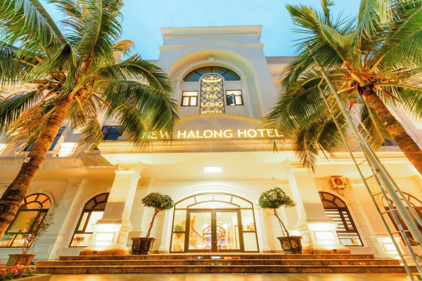 New Ha Long Hotel - Image 1