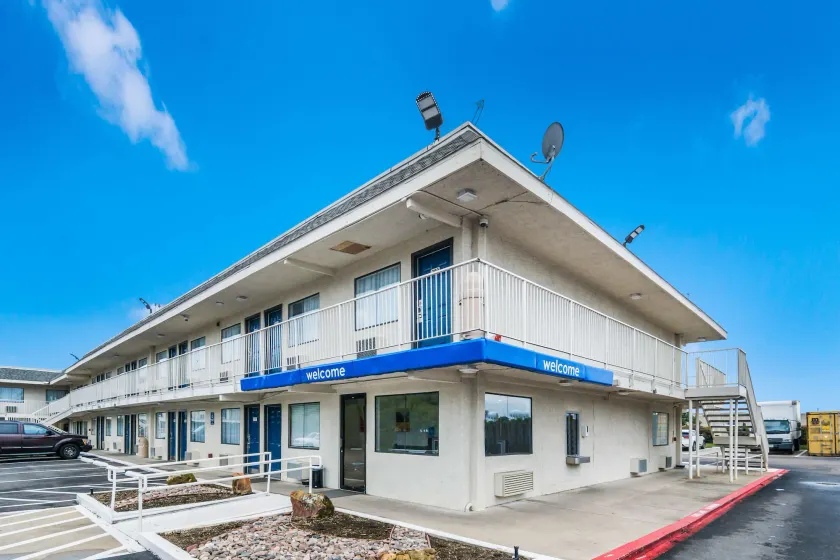 Motel 6-Irving, TX - Dallas - Image 1