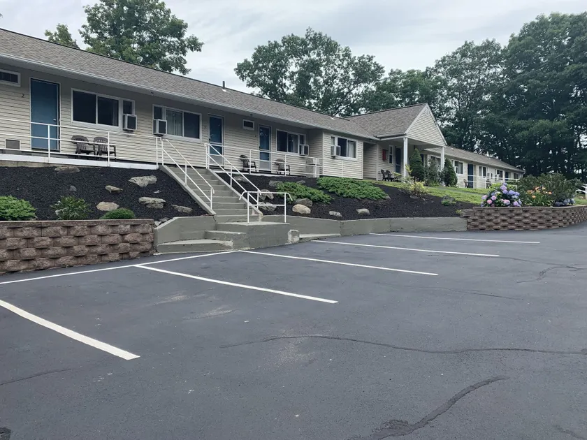 Northeaster Motel - Image 1