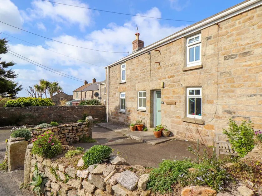 Chy Lowena - Image 1