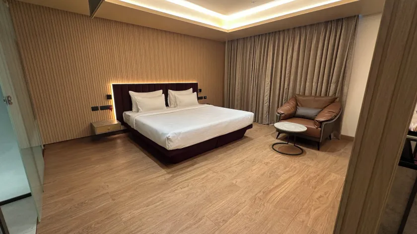 37th Crescent Navi Mumbai - Image 1