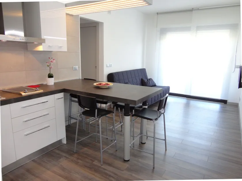Nice Apartment With Balcony For 6 People - by Beahost Rentals - Image 1