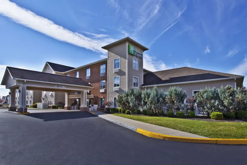 Holiday Inn Express Hotel & Suites Columbus Southeast Groveport by IHG - Image 1