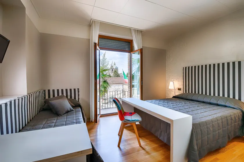 Hotel Moderno - Image 1