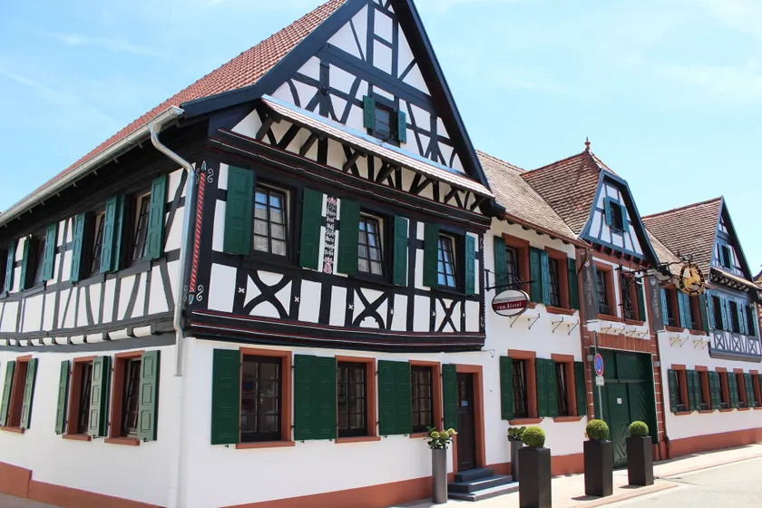 Hotel zum Rössel - Image 1