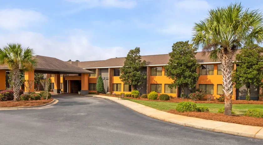 LikeHome Extended Stay Hotel Warner Robins - Image 1