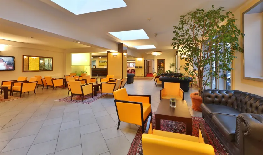 Best Western City Hotel - Image 1