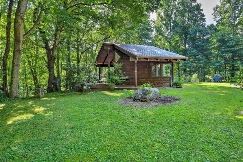 Tree-lined Robbinsville Studio, Near Trails! - Image 1