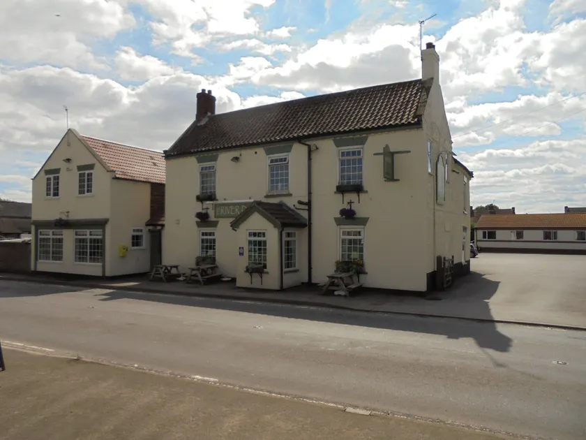 The River Don Tavern and Lodge - Image 1