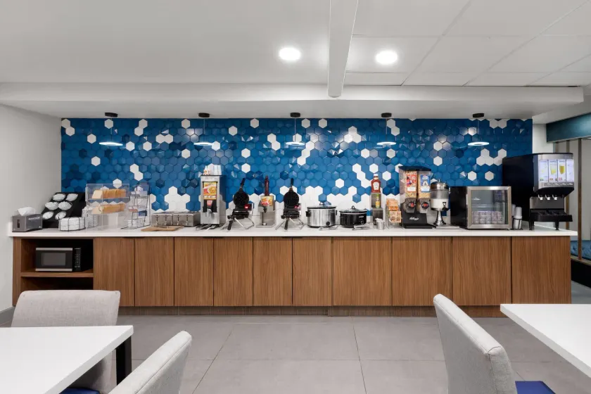 La Quinta by Wyndham Houston Stafford Sugarland - Image 1